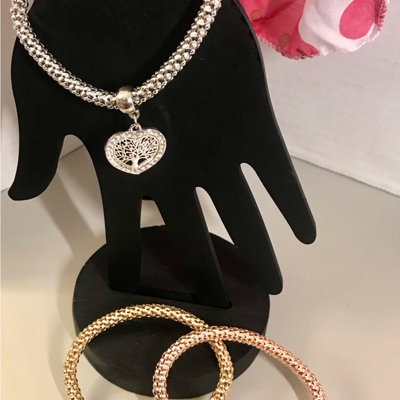 ‼️ RE-STOCK‼️🌳 Tree of Life -Heart Charm Bangle 3 Piece Bracelet Set NWT - Picture 8 of 14